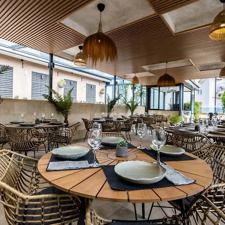 Selena Family 3* ソゾポル