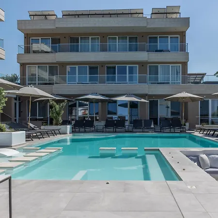 Selena Family Hotel 3*