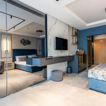 Selena Family 3* ソゾポル