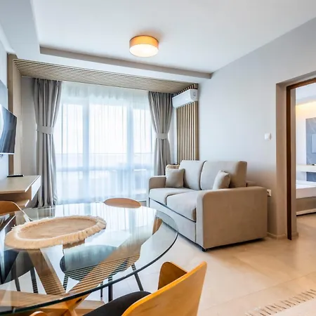 Selena Family 3* ソゾポル