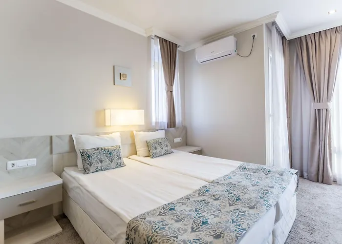 Selena Family Hotel Sozopol