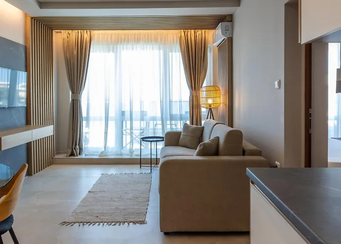 Hotel Selena Family 3*