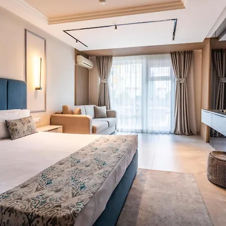 Selena Family Hotel