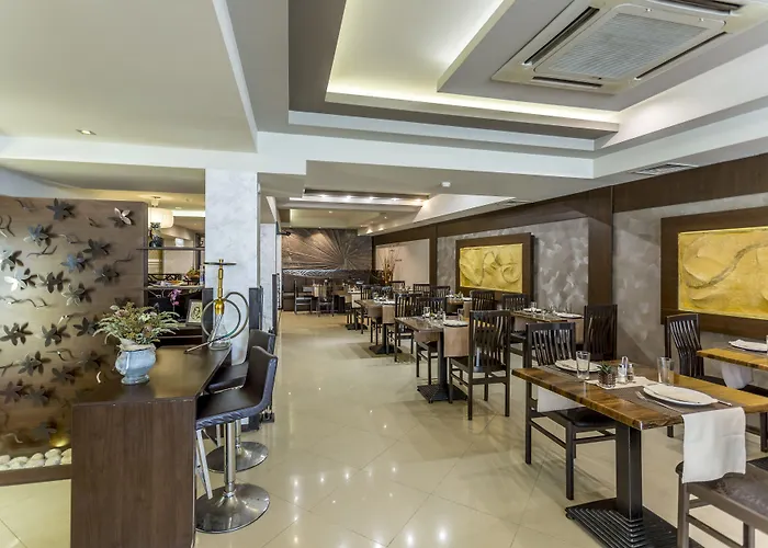 Selena Family Hotel 3*